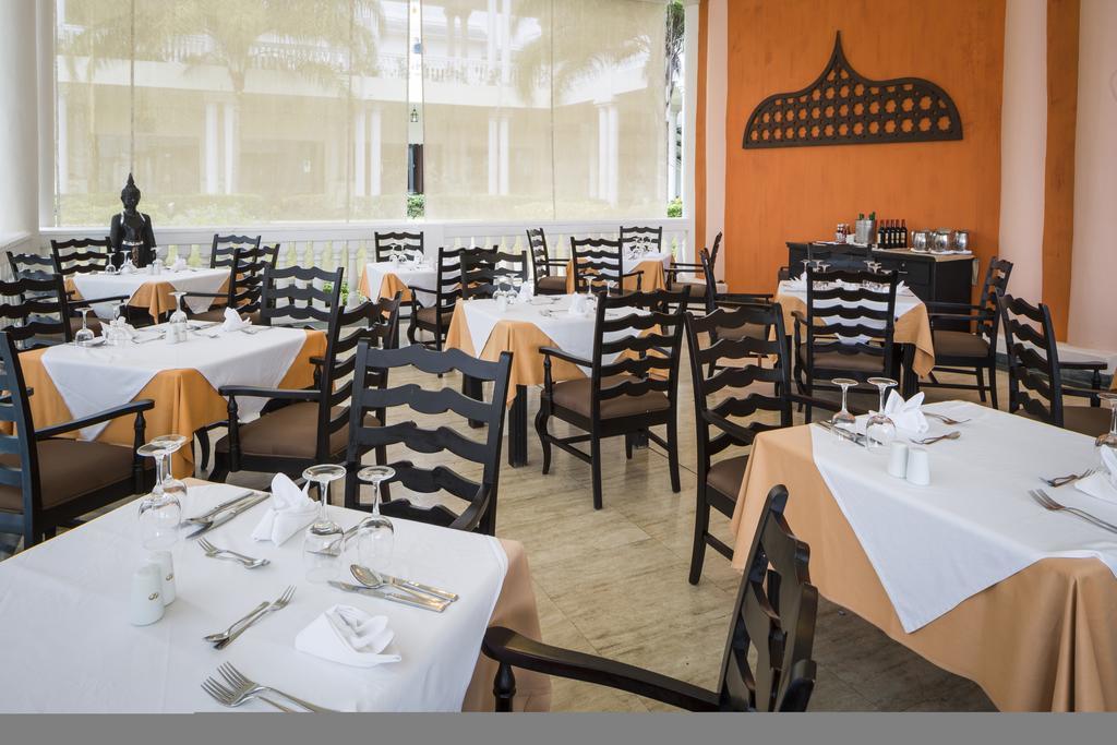 Grand Palladium Lady Hamilton Resort & Spa Lucea Dış mekan fotoğraf